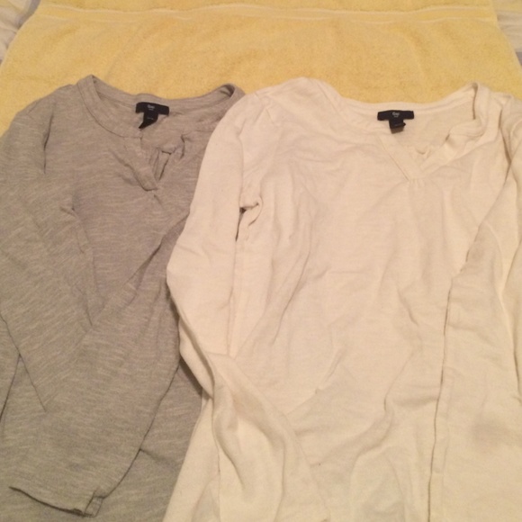 Gap Cotton lightweight hi-lo tops - Gray and Cream
