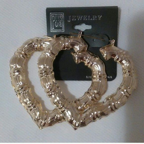 Bamboo heart hoop earing