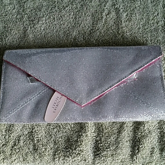 Victoria's secret clutch