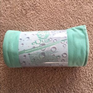 Manduka eQua Towel