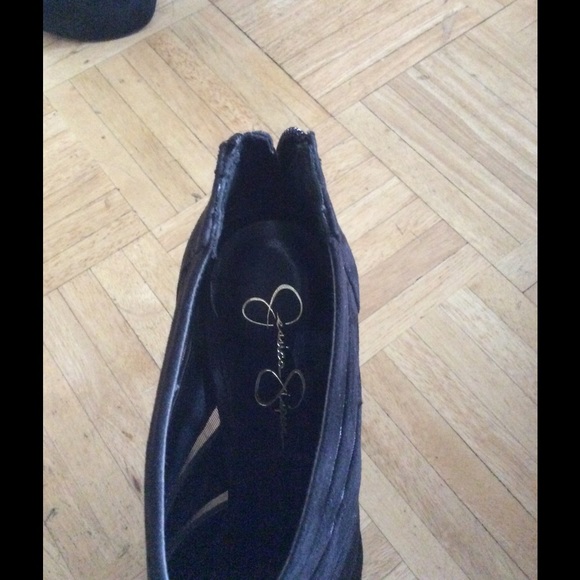 Jessica Simpson Booties. - Picture 2 of 2