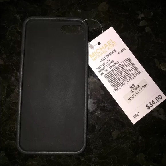 BRAND NEW!! Michael Kors iPhone 5 case - Picture 2 of 2