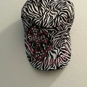 NWOT Women's zebra hat
