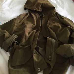 Brandy Melville Hailey Jacket in Green!