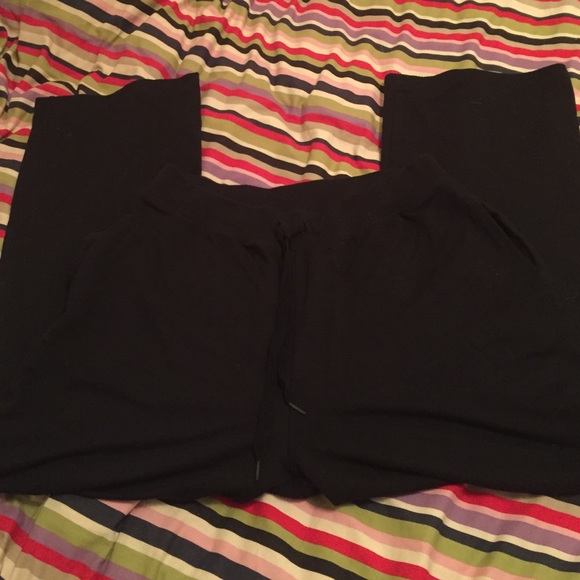 1X black lounge pants