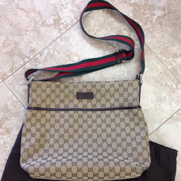 Authentic Gucci unisex Crossbody bag