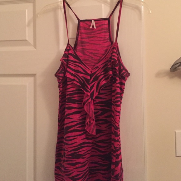 XL pink and black ruffle tank top