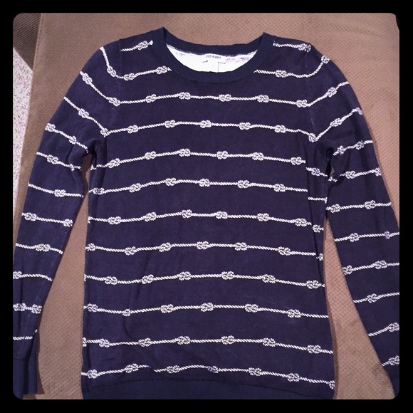 Old Navy Sweaters - ❌sold in bundle❌