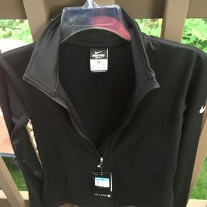 🚫SOLD🚫Sexy Nike Pro Dry-Fit Black Half-Zip