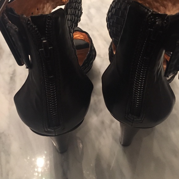 BCBGeneration Zip-back Braided Wedges. Sz.9 NEW - Picture 4 of 4