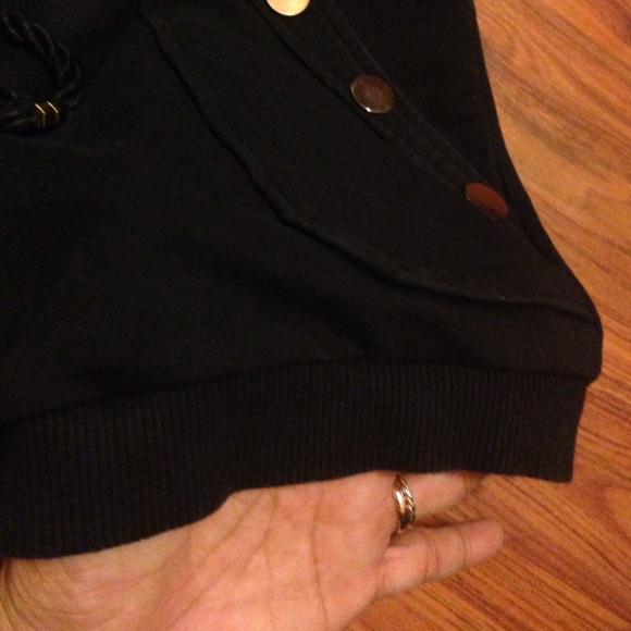 Drawstring short - Picture 3 of 3