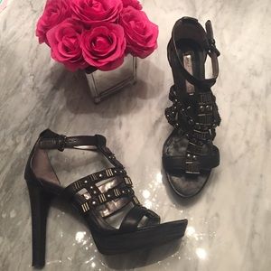BCBG Maxazria Black Ankle Strap gladiator Sandals
