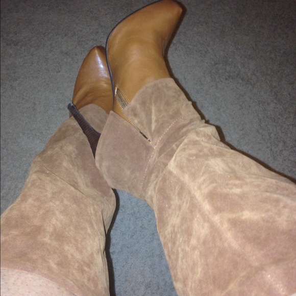 Dereon boots