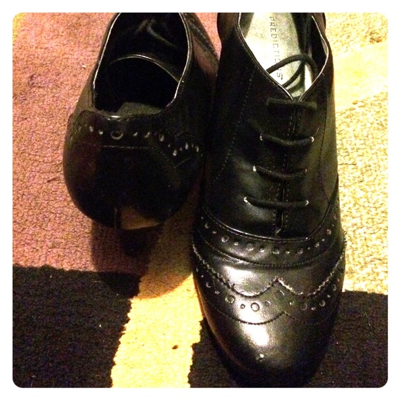 Oxford high heels