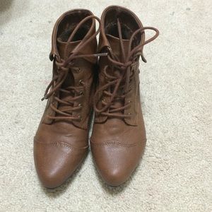 Breckelle's Brown Fashionable Booties