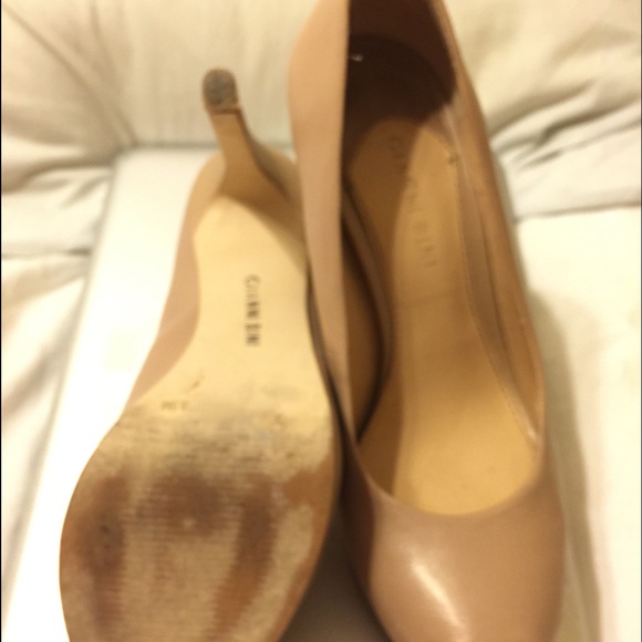 Gianni Bini 4" stunning Carmel leather high heels - Picture 3 of 4