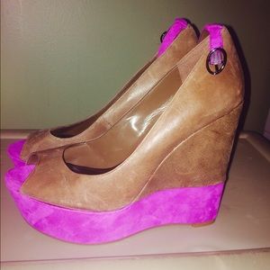 Jessica Simpson open toe wedges
