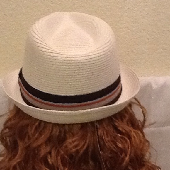 Hat - Picture 4 of 4