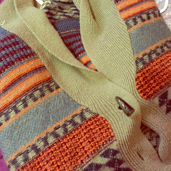 - Medium oversized sweater by Kirra from PacSun