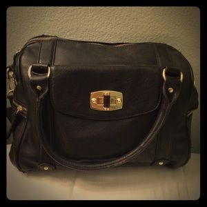 Merona purse in black