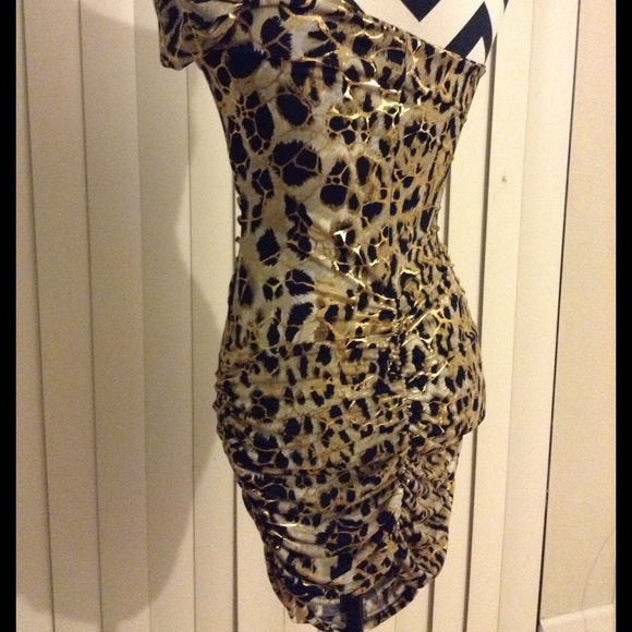 Dress - Picture 2 of 2
