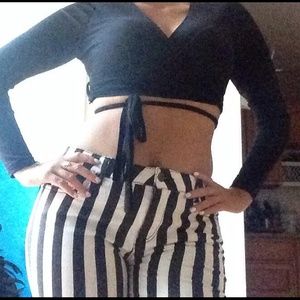 Flash 1 day sale💕💕Striped skinny jeans