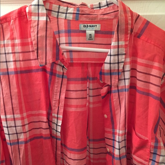 Old navy plaid top NWOT - Picture 3 of 3