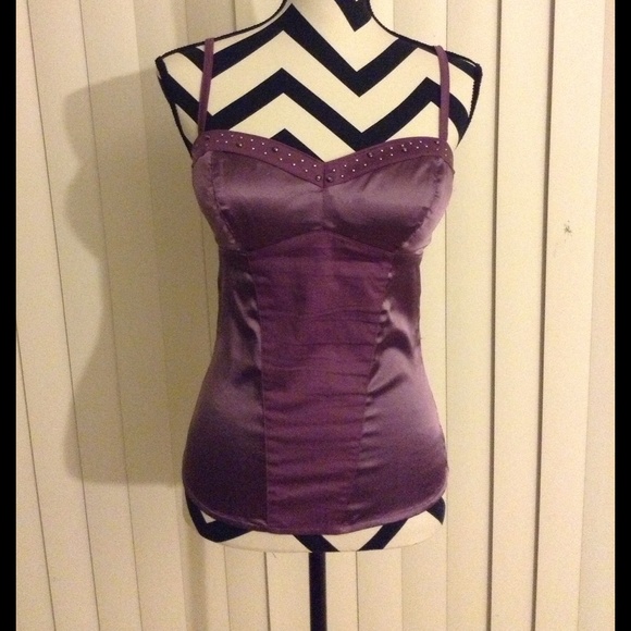 Guess top