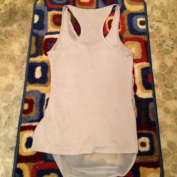 Guess Top - Picture 3 of 3