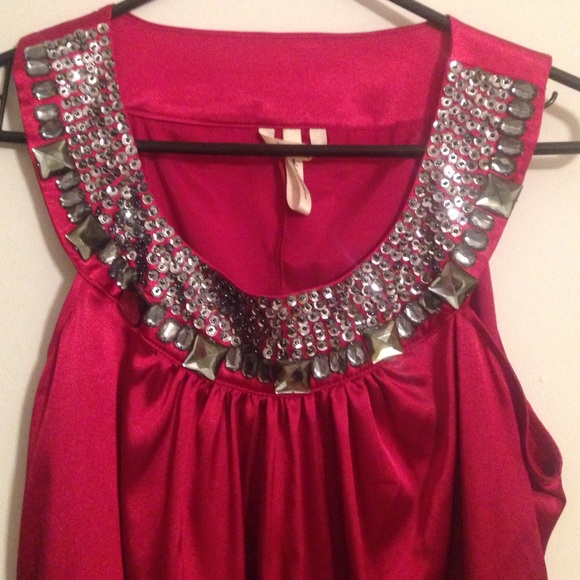 Cute party dress!