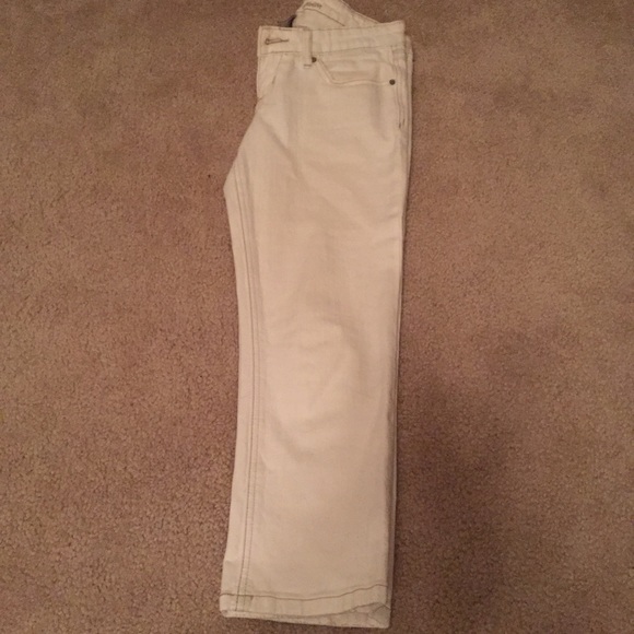 White crop Denim