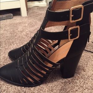 ❌on hold ❌Gladiator Sandal with Heel!