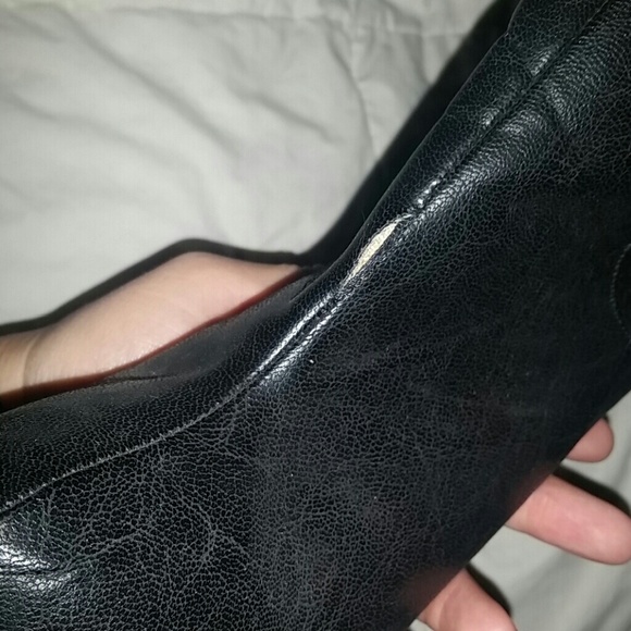 Heels - Picture 4 of 4