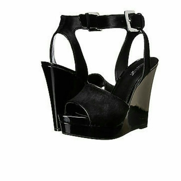 NIB Nine West Leighann black.calf hair sandals 8.5