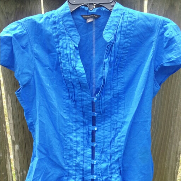 Banana Republic Blue button down top