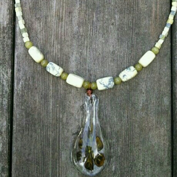 Natural yellow turquoise and jade necklace