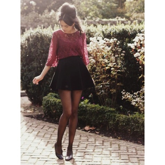 🎉2XHP!🎉 Lace Bodycon Top