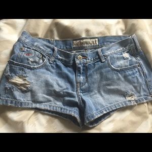 Relisted hollister shorts size 5
