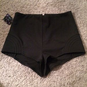 Black Nasty Gal Hot Pants