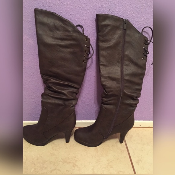 Brown Boots 8.5 **New**