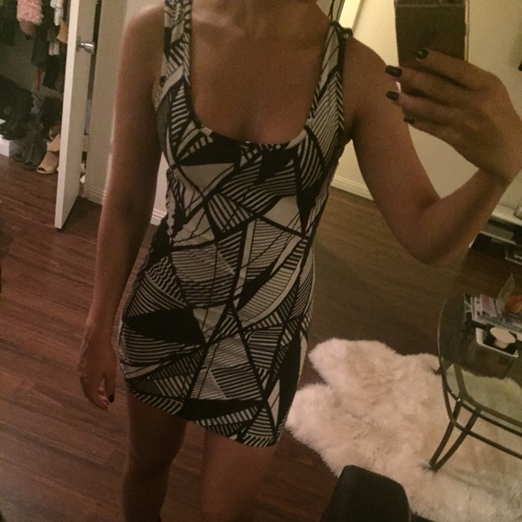 πHPπ Tribal Print Dress - Picture 3 of 4