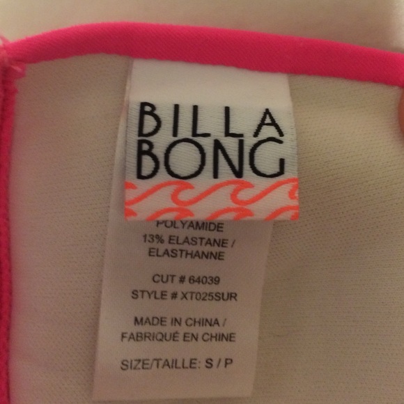 Pink bikini Billa Bong - Picture 2 of 2