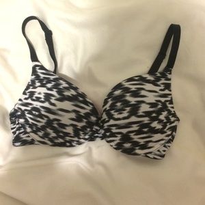 Black and white push up bra
