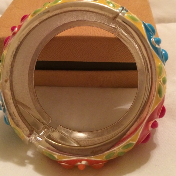 Multicolored Design Bangle - Picture 2 of 3
