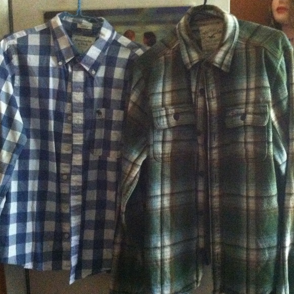 🌻 2 RANDOM FLANNELS!! READ FOR MORE INFO 🌻 - Picture 4 of 4