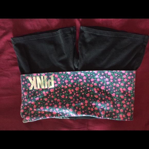 Victoria's Secret PINK yoga shorts. Tight fit.
