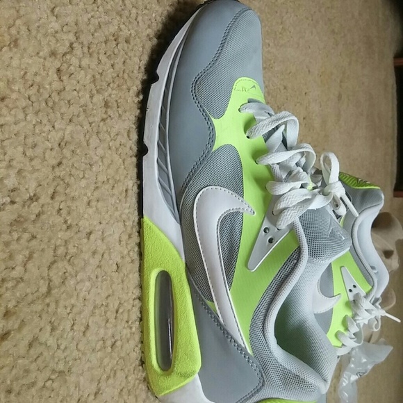 Men's nike airmax size 9.5