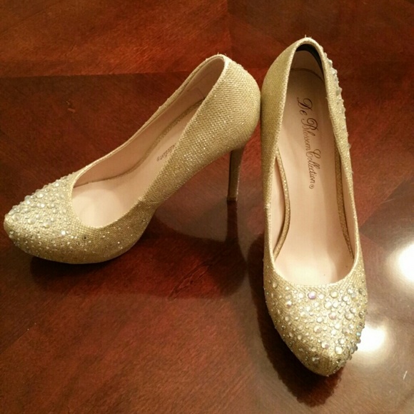 Wedding Shoe, worn once.