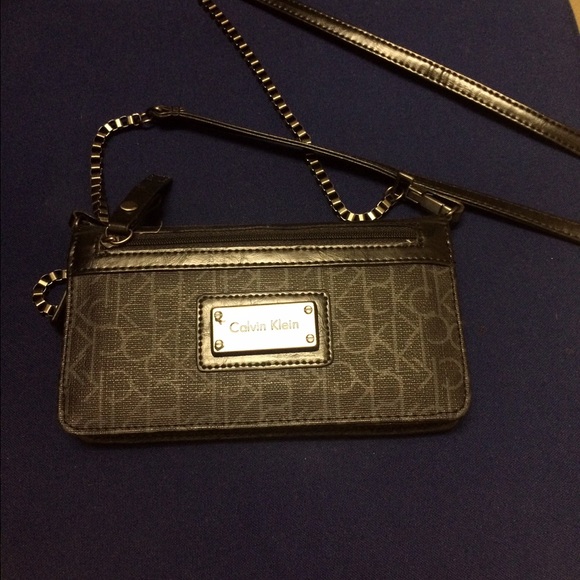 Calvin Klein Black Wallet Crossover