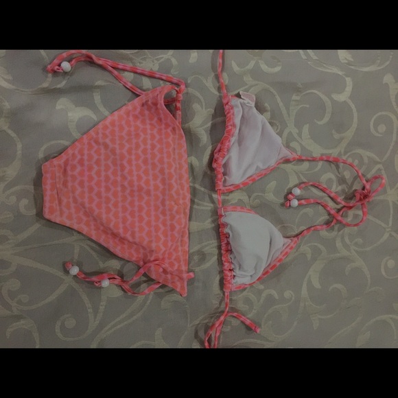 Bathing suits - Picture 2 of 2